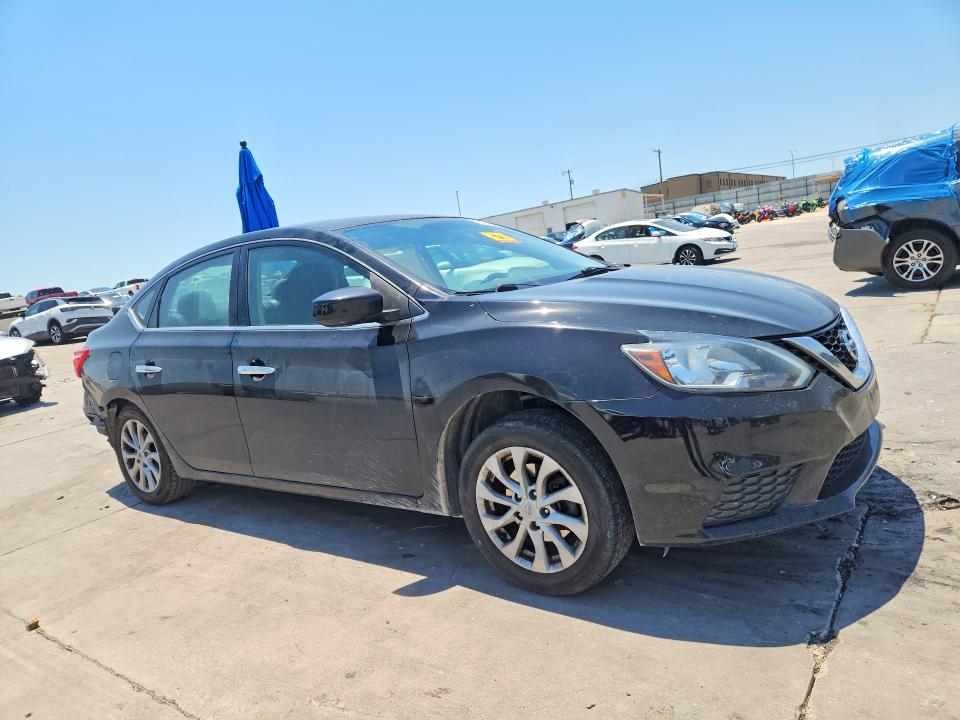 53810396 :رقم المزاد ، 3N1AB7AP2KY235255 vin ، 2019 Nissan Sentra مزاد بيع