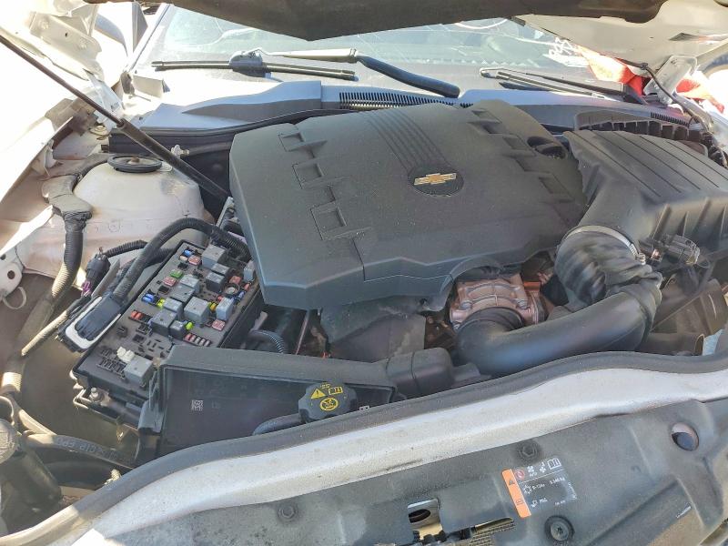 53227366 :رقم المزاد ، 2G1FF1E39F9135812 vin ، 2015 Chevrolet Camaro مزاد بيع
