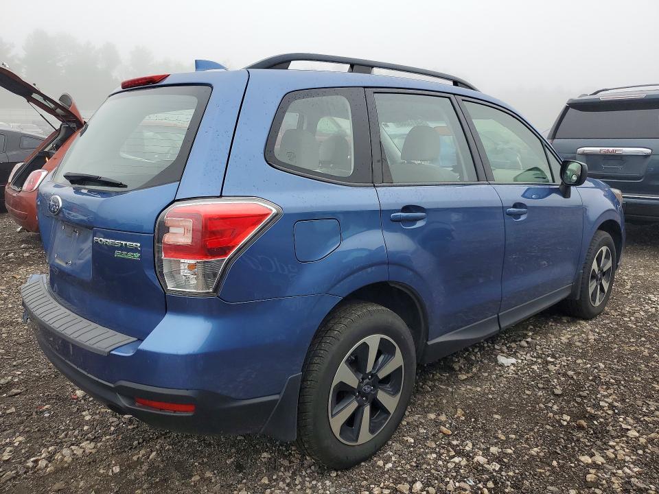 54813086 :رقم المزاد ، JF2SJABC5HH572411 vin ، 2017 Subaru Forester مزاد بيع