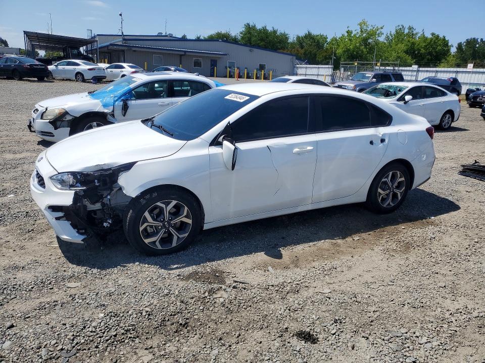 2021 Kia Forte მანქანა იყიდება აუქციონზე, vin: 3KPF24AD9ME391210, აუქციონის ნომერი: 52364946