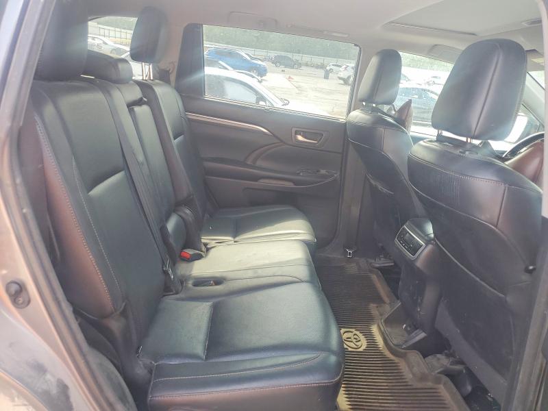 2018 Toyota Highlander მანქანა იყიდება აუქციონზე, vin: 5TDDZRFH9JS808709, აუქციონის ნომერი: 53951836