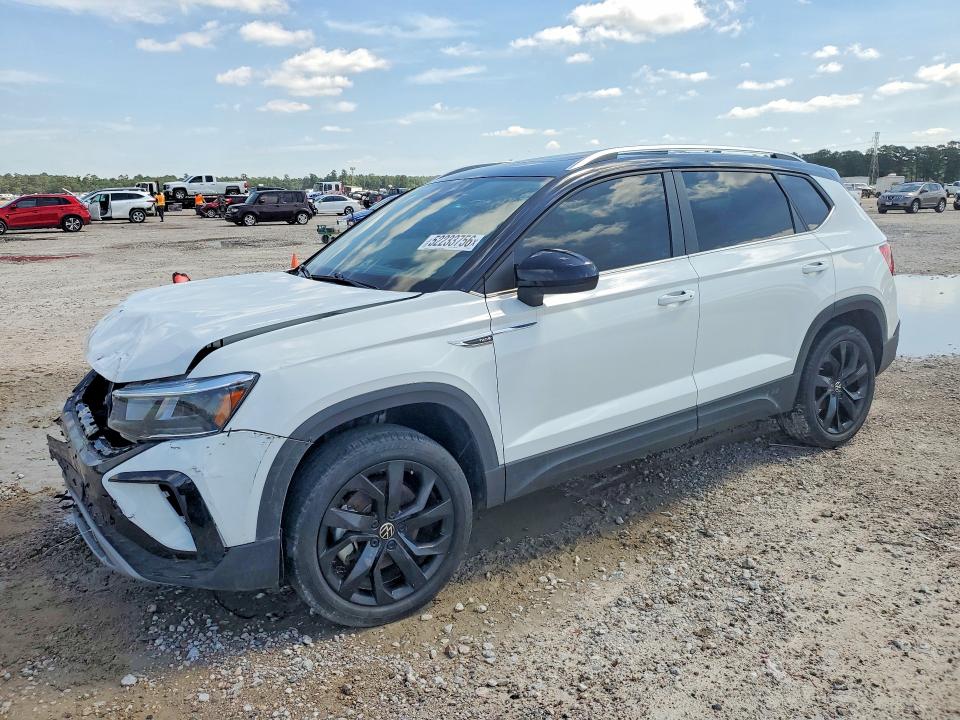 Продажа на аукционе авто 2024 Volkswagen Taos, vin: 3VVEX7B25RM004291, номер лота: 52233756