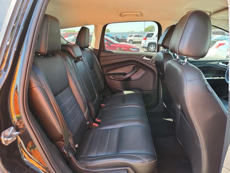 52971586 :رقم المزاد ، 1FMCU0J94FUC42124 vin ، 2015 Ford Escape مزاد بيع