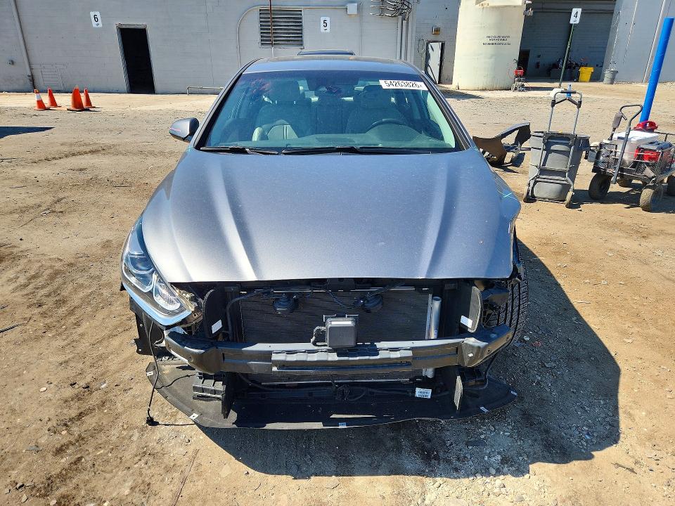 2018 Hyundai Sonata მანქანა იყიდება აუქციონზე, vin: 5NPE34AF5JH613985, აუქციონის ნომერი: 54263826