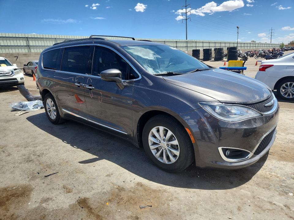 Продажа на аукционе авто 2017 Chrysler Pacifica, vin: 2C4RC1BG4HR513090, номер лота: 54665606