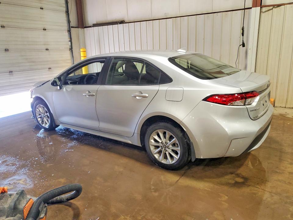 Продажа на аукционе авто 2022 Toyota Corolla, vin: JTDVPMAE3NJ230104, номер лота: 52759816