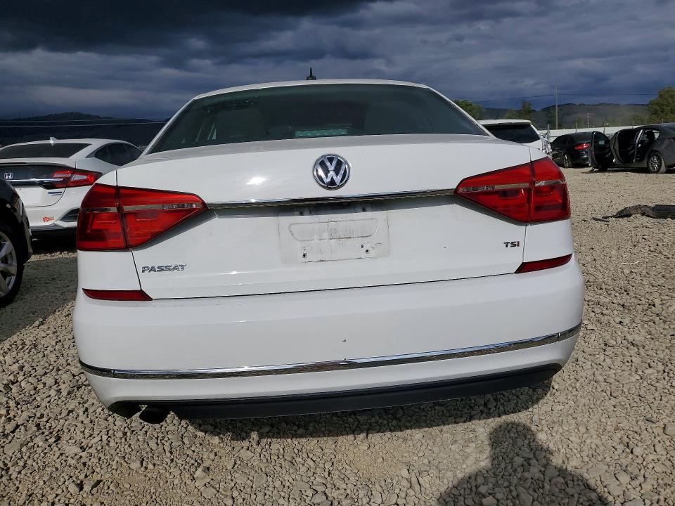 Продажа на аукционе авто 2016 Volkswagen Passat, vin: 1VWAT7A37GC051451, номер лота: 52369046