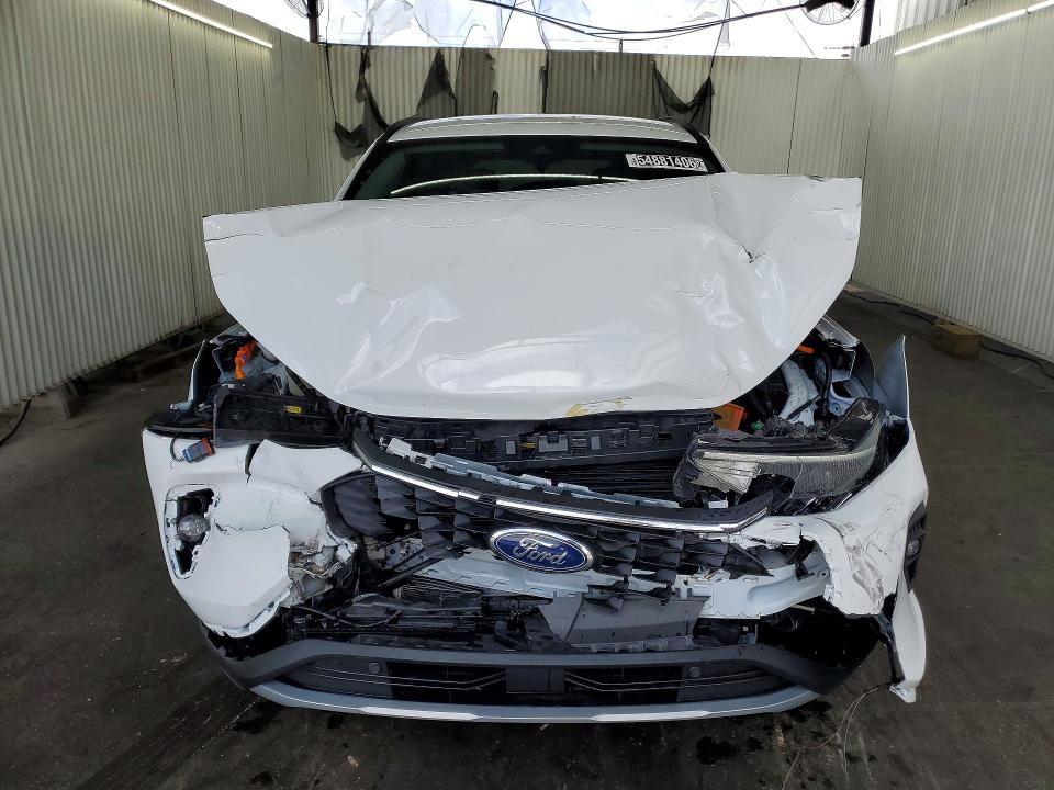 Продажа на аукционе авто 2023 Ford Escape, vin: 1FMCU0E11PUA61245, номер лота: 54881406
