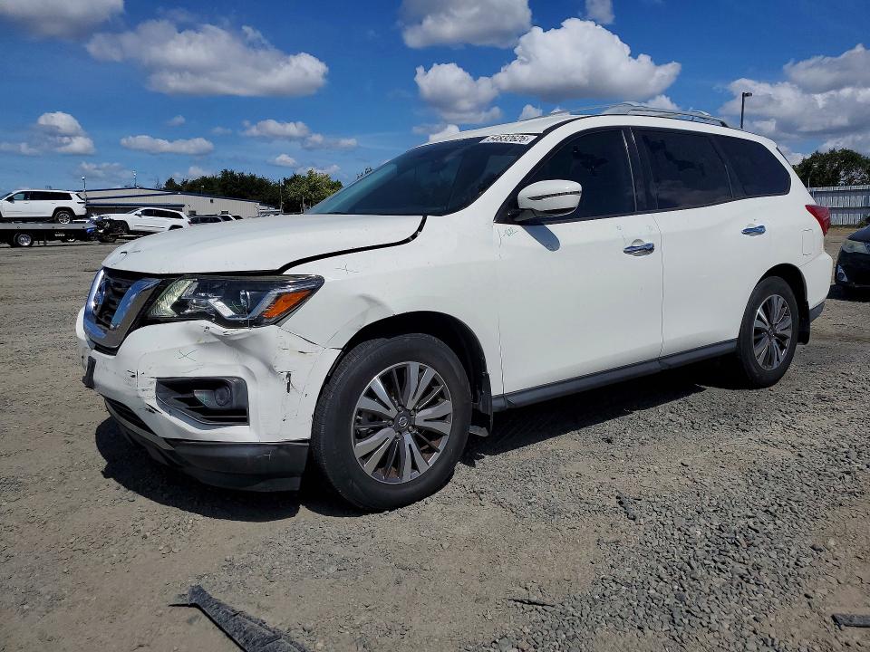 54832626 :رقم المزاد ، 5N1DR2MN1HC609404 vin ، 2017 Nissan Pathfinder مزاد بيع