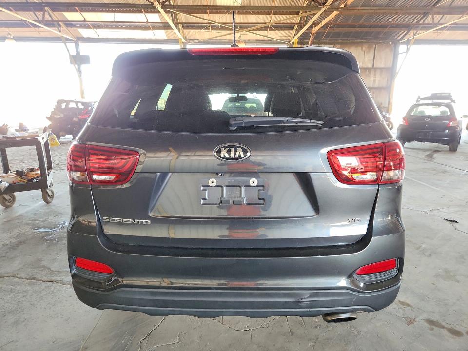 53972996 :رقم المزاد ، 5XYPG4A5XLG620574 vin ، 2020 Kia Sorento مزاد بيع
