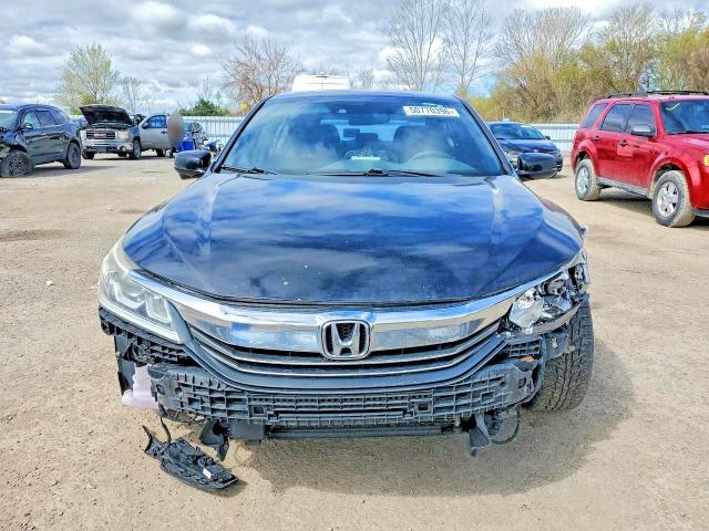 Продажа на аукционе авто 2017 Honda Accord, vin: 1HGCR2F65HA810029, номер лота: 50770396