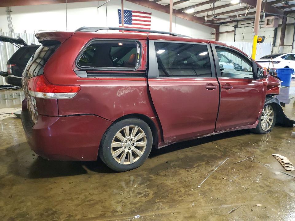 2011 Toyota Sienna მანქანა იყიდება აუქციონზე, vin: 5TDDK3DC6BS002823, აუქციონის ნომერი: 54173796