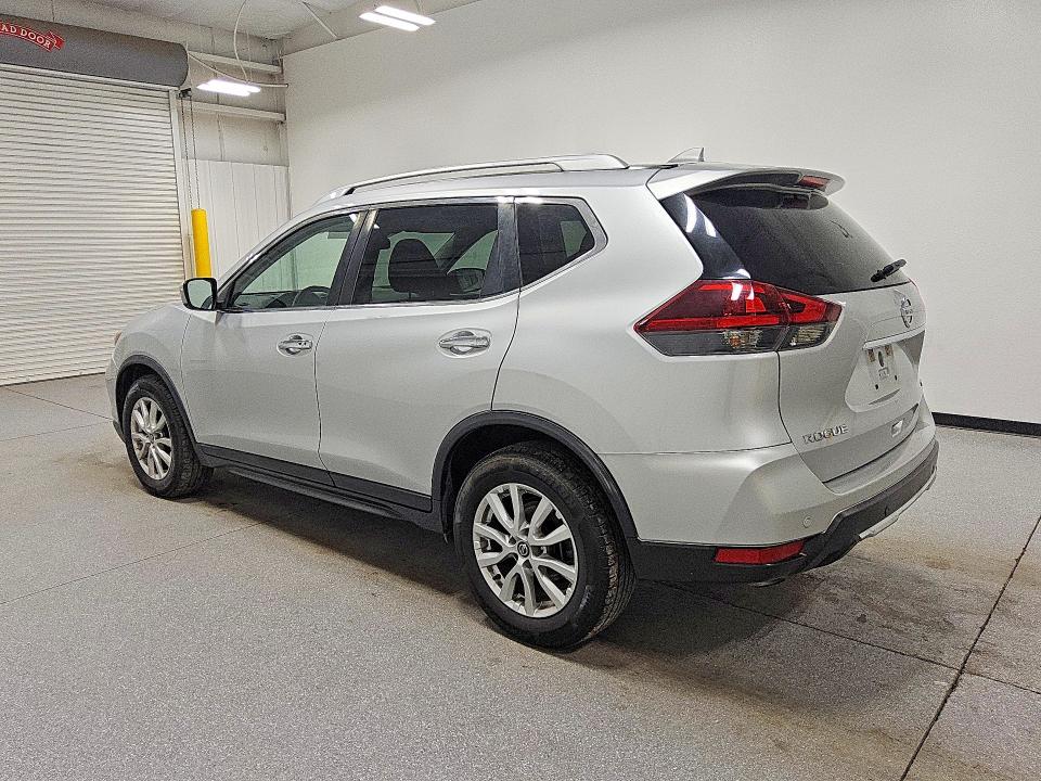 2020 Nissan Rogue მანქანა იყიდება აუქციონზე, vin: KNMAT2MT3LP527568, აუქციონის ნომერი: 54628836
