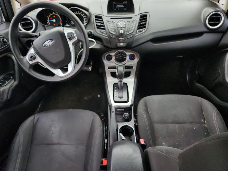 52885736 :رقم المزاد ، 3FADP4BJ5JM116566 vin ، 2018 Ford Fiesta مزاد بيع