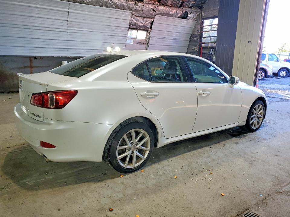 52474456 :رقم المزاد ، JTHCF5C21B5050044 vin ، 2011 Lexus Is مزاد بيع