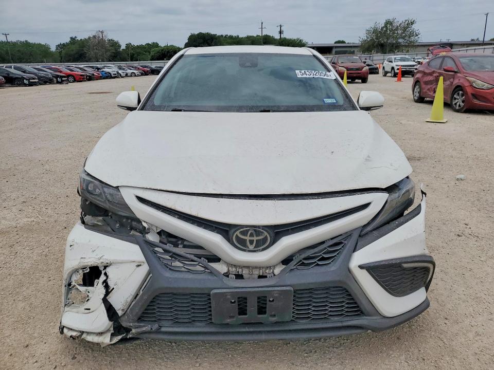 Aukcja sprzedaży 2022 Toyota Camry, vin: 4T1G11AK6NU073807, numer aukcji: 54352056