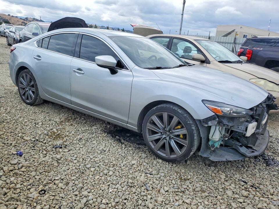 Продажа на аукционе авто 2018 Mazda 6, vin: JM1GL1VM3J1335109, номер лота: 55603396
