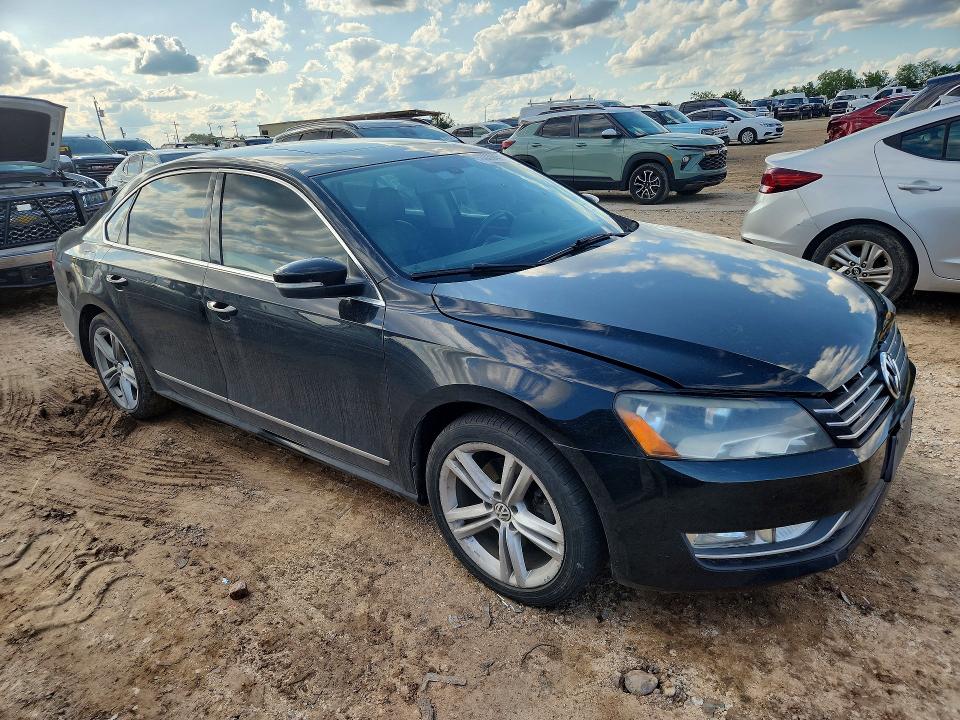 2013 Volkswagen Passat მანქანა იყიდება აუქციონზე, vin: 1VWCN7A31DC123193, აუქციონის ნომერი: 53339456