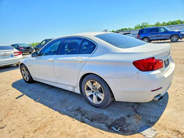 52962996 :رقم المزاد ، WBAXG5C51DDY36782 vin ، 2013 Bmw 528 مزاد بيع