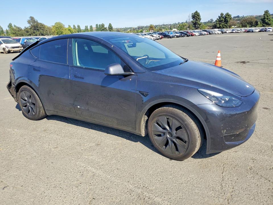 2025 Tesla Model Y მანქანა იყიდება აუქციონზე, vin: 7SAYGDEE1SF281758, აუქციონის ნომერი: 54648086
