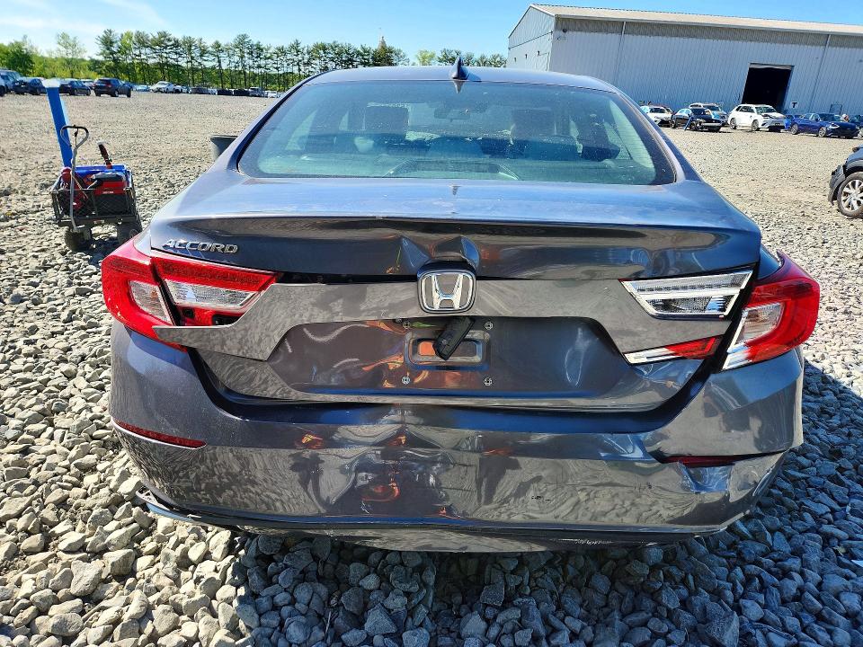 2018 Honda Accord მანქანა იყიდება აუქციონზე, vin: 1HGCV1F18JA167062, აუქციონის ნომერი: 53070676