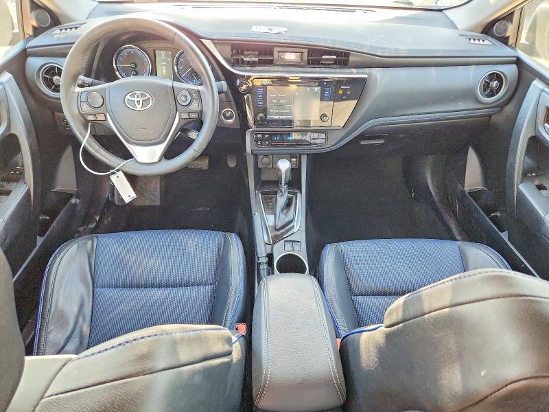 52444186 :رقم المزاد ، 5YFBURHE3HP623308 vin ، 2017 Toyota Corolla مزاد بيع