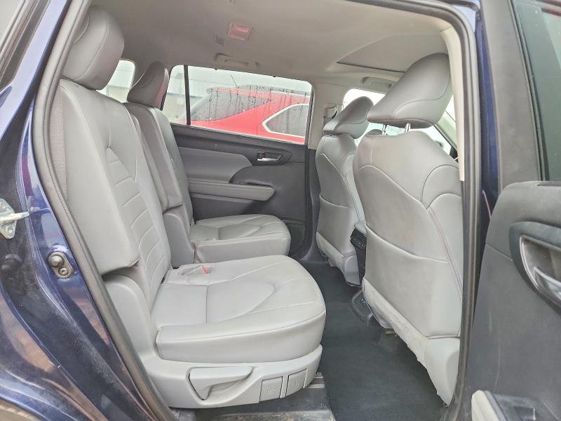 2021 Toyota Highlander მანქანა იყიდება აუქციონზე, vin: 5TDGZRBH2MS557796, აუქციონის ნომერი: 54433746