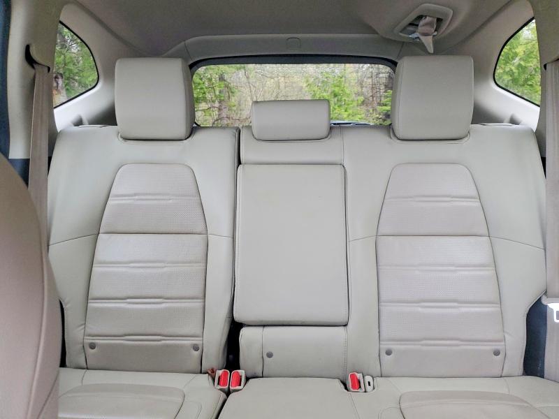 53724266 :رقم المزاد ، 2HKRW2H99KH133897 vin ، 2019 Honda Cr-v مزاد بيع