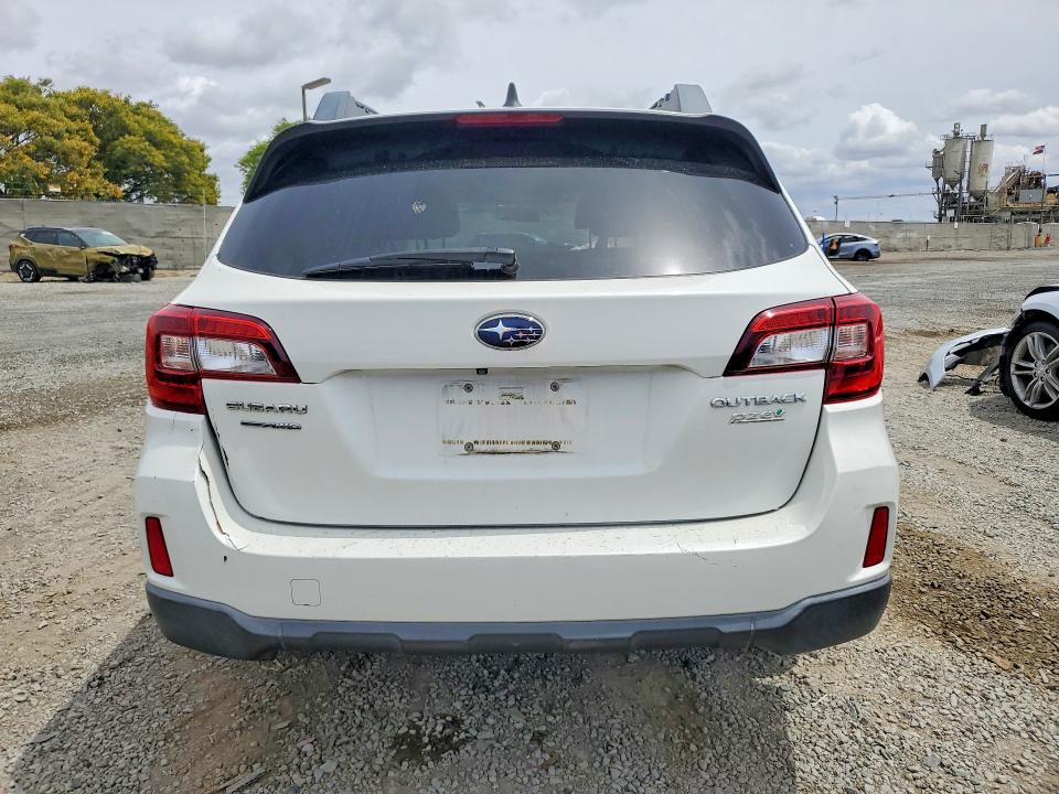 Продажа на аукционе авто 2016 Subaru Outback, vin: 4S4BSACC3G3356526, номер лота: 52252636