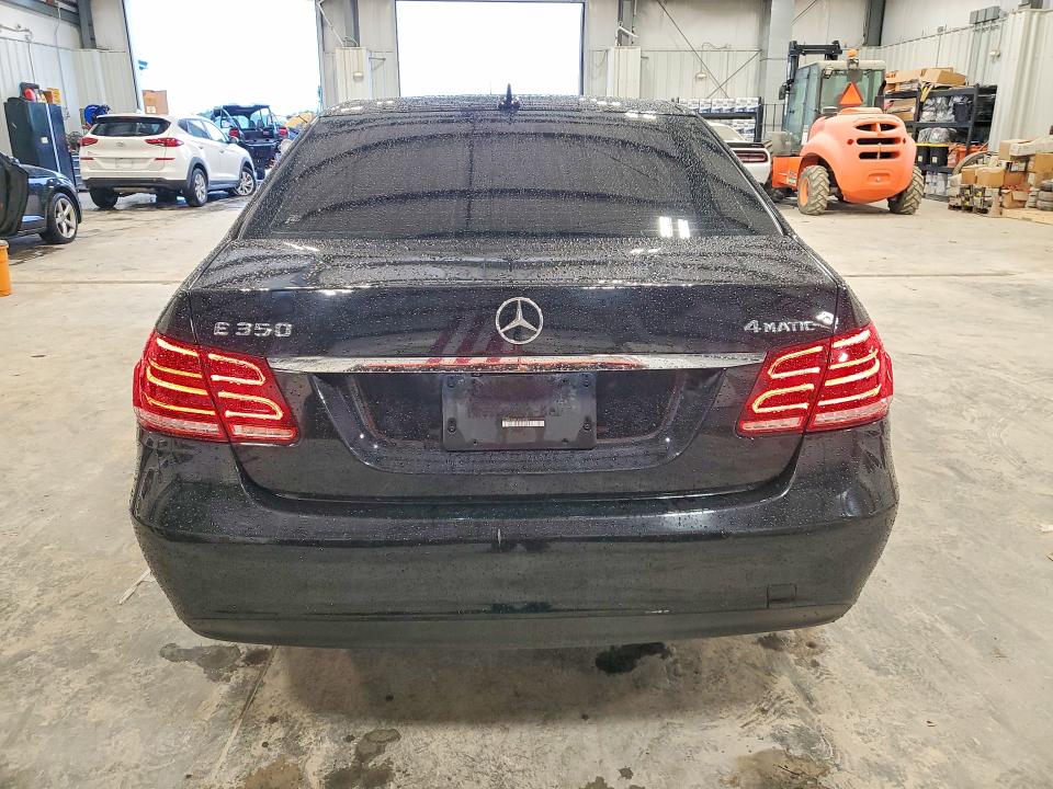 52718716 :رقم المزاد ، WDDHF8JB2EA895692 vin ، 2014 Mercedes-benz E مزاد بيع