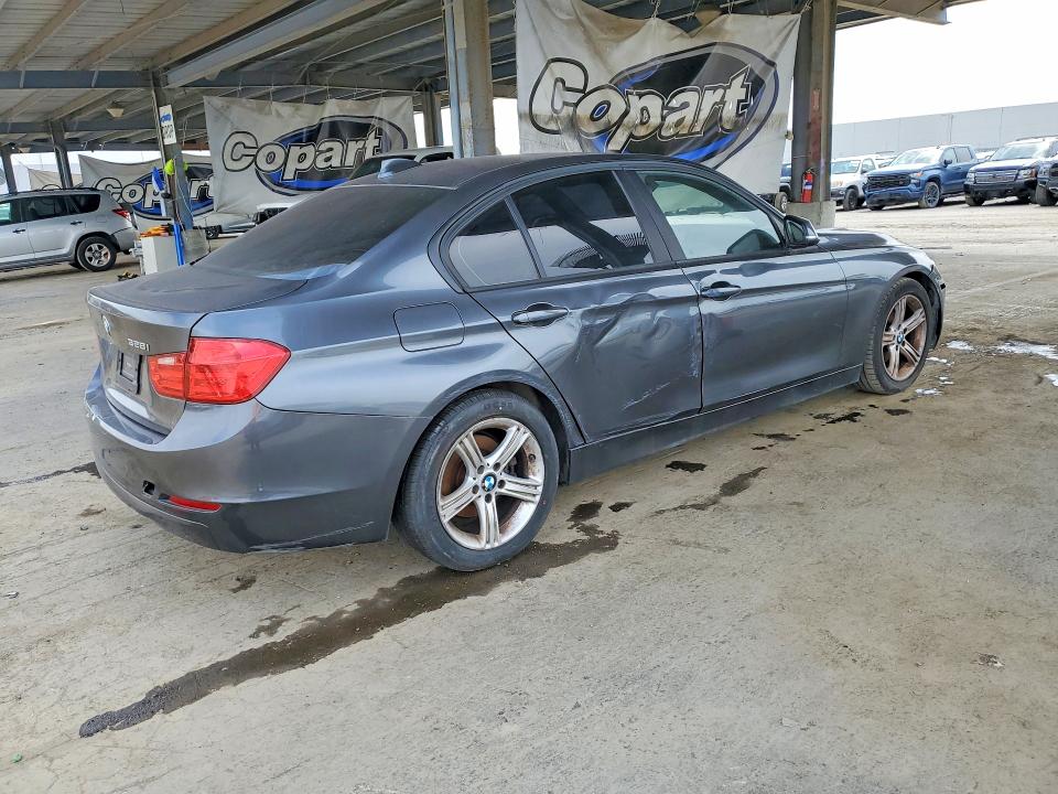 2013 Bmw 328 მანქანა იყიდება აუქციონზე, vin: WBA3C1C58DF439240, აუქციონის ნომერი: 52254056