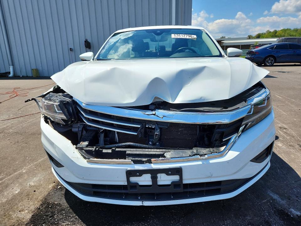 Продажа на аукционе авто 2022 Volkswagen Passat, vin: 1VWSA7A35NC000831, номер лота: 53612796