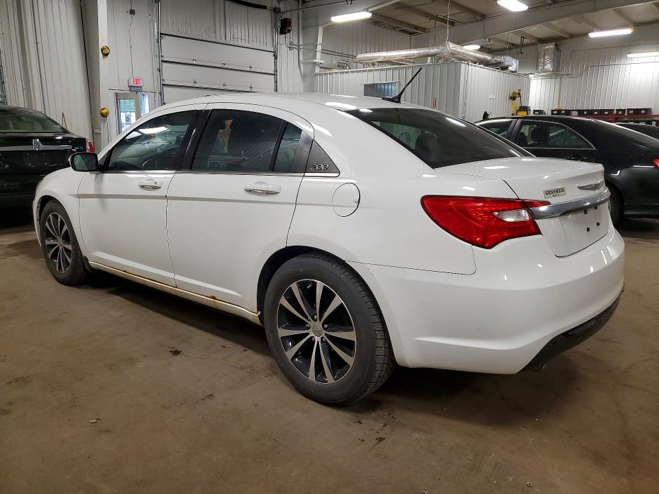 2013 Chrysler 200 მანქანა იყიდება აუქციონზე, vin: 1C3CCBCG7DN571006, აუქციონის ნომერი: 53750166