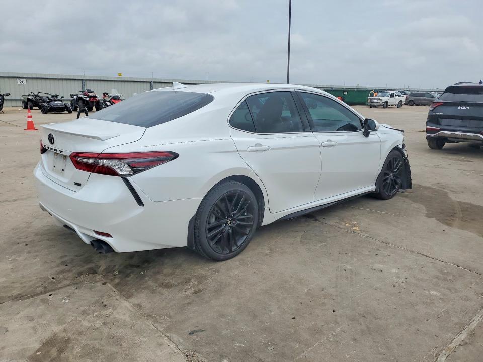 2021 Toyota Camry მანქანა იყიდება აუქციონზე, vin: 4T1K61AK2MU541557, აუქციონის ნომერი: 54641856