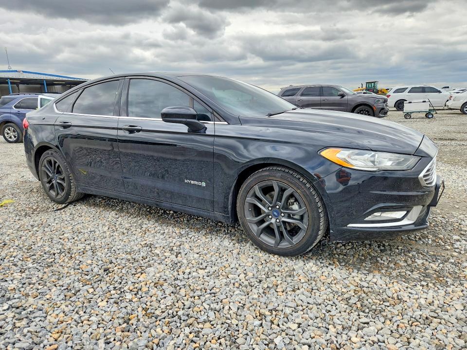 Продажа на аукционе авто 2018 Ford Fusion, vin: 3FA6P0LU1JR169956, номер лота: 54446426
