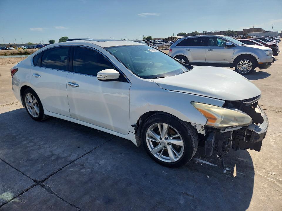 2014 Nissan Altima მანქანა იყიდება აუქციონზე, vin: 1N4AL3AP6EN249086, აუქციონის ნომერი: 55340556