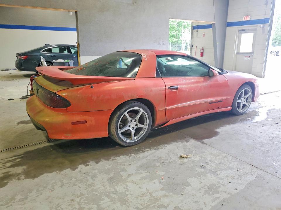 1993 Pontiac Firebird მანქანა იყიდება აუქციონზე, vin: 2G2FV22PXP2202147, აუქციონის ნომერი: 53009956