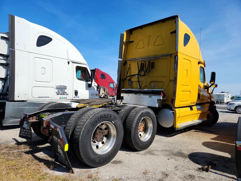 Продаж на аукціоні авто 2013 Freightliner Cascaia125, vin: 1FUJGLDRXDSBU5725, номер лоту: 51057996