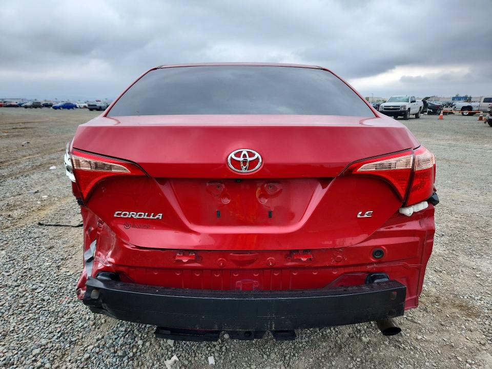 52817396 :رقم المزاد ، 2T1BURHE6JC068375 vin ، 2018 Toyota Corolla مزاد بيع