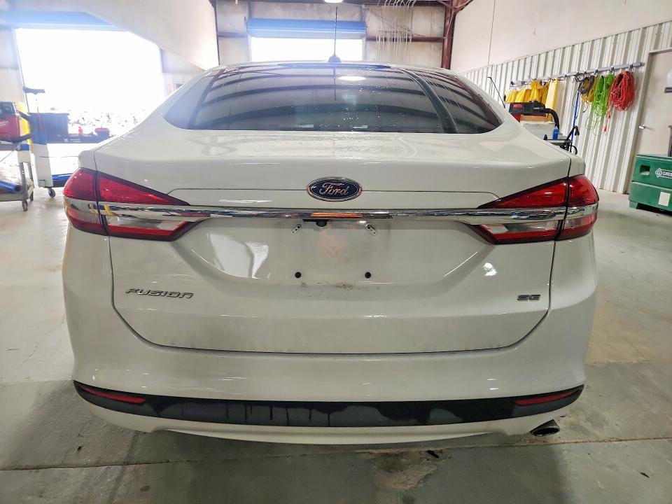 54352966 :رقم المزاد ، 3FA6P0H78HR186539 vin ، 2017 Ford Fusion مزاد بيع