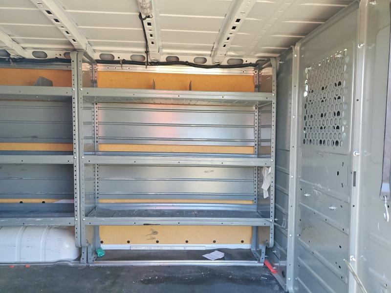 53049916 :رقم المزاد ، 1N6AF0KY7MN803772 vin ، 2021 Nissan Nv مزاد بيع