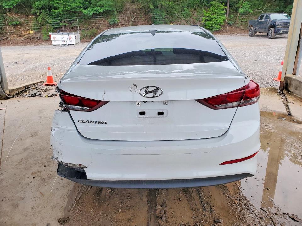 54650346 :رقم المزاد ، 5NPD84LF3HH172457 vin ، 2017 Hyundai Elantra مزاد بيع