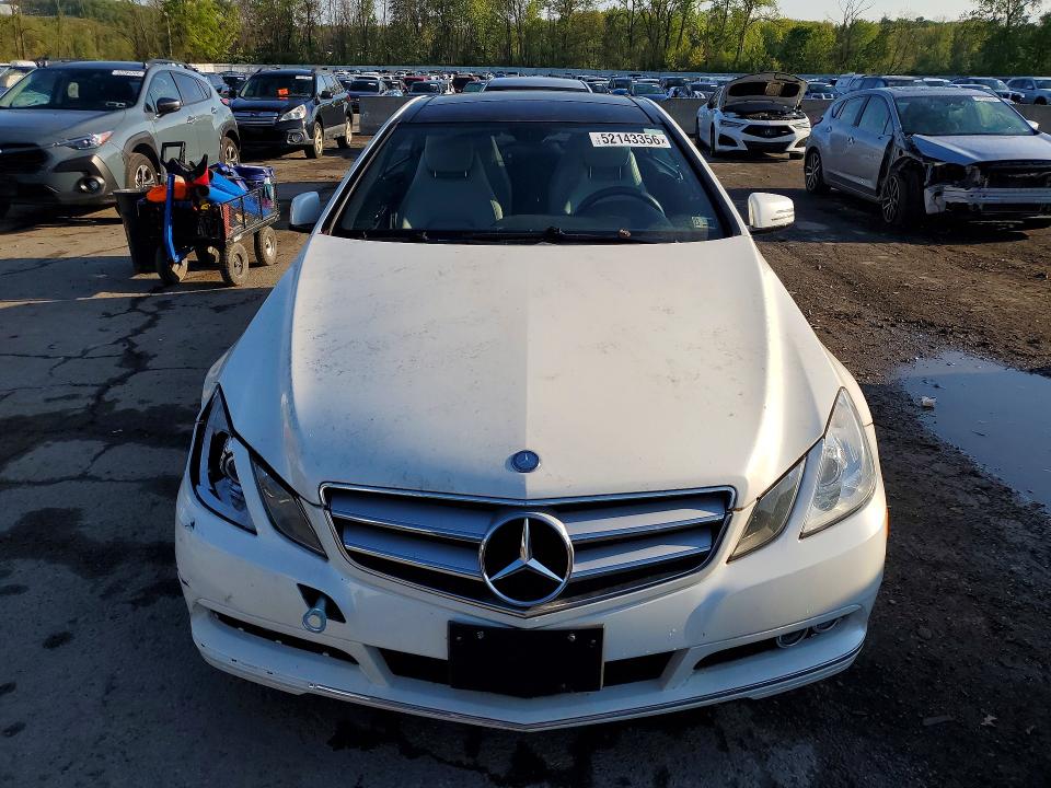 52143356 :رقم المزاد ، WDDKJ5GB0AF043784 vin ، 2010 Mercedes-benz E مزاد بيع