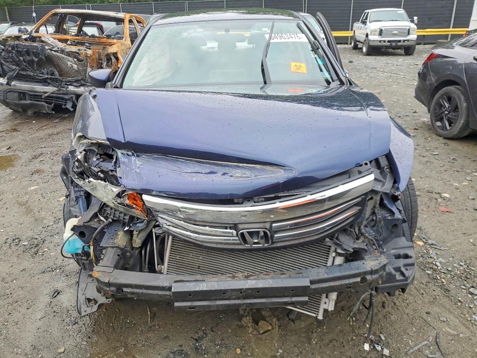 2011 Honda Accord მანქანა იყიდება აუქციონზე, vin: 1HGCP2F37BA149333, აუქციონის ნომერი: 65991136