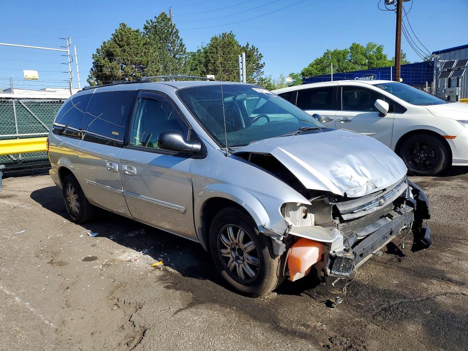 2005 Chrysler Town & Country მანქანა იყიდება აუქციონზე, vin: 2C4GP54L55R439896, აუქციონის ნომერი: 53541106