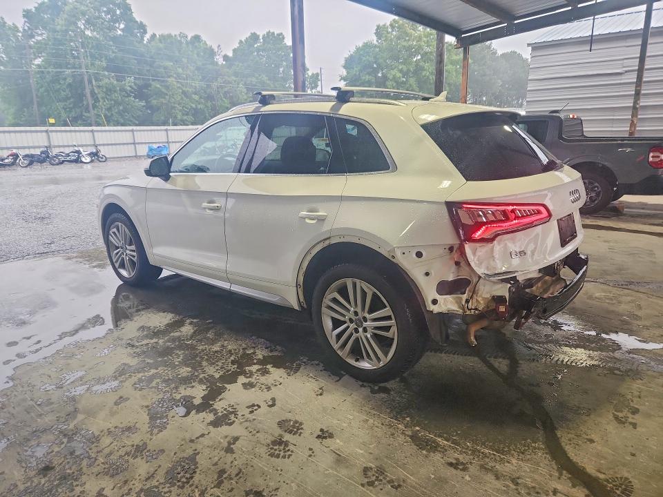 51421436 :رقم المزاد ، WA1BNAFY1J2133296 vin ، 2018 Audi Q5 مزاد بيع