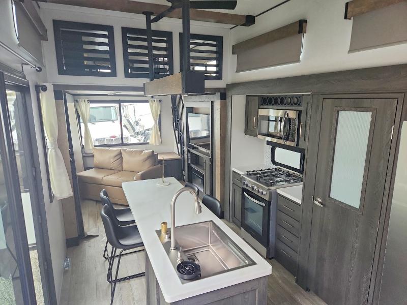 Продаж на аукціоні авто 2025 Frrv Trailer, vin: 5ZT3MP9F4SD004385, номер лоту: 52318996