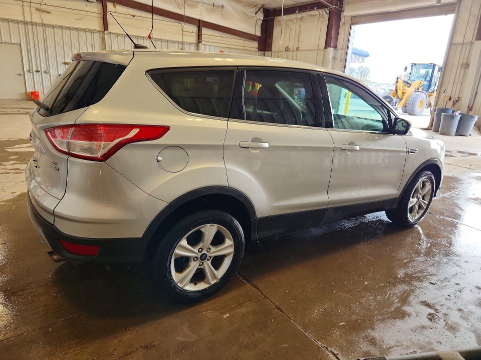 2015 Ford Escape მანქანა იყიდება აუქციონზე, vin: 1FMCU9GX8FUA38369, აუქციონის ნომერი: 52509566