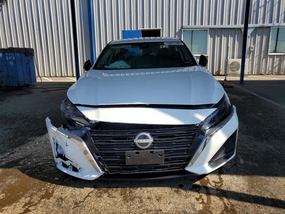 Продаж на аукціоні авто 2025 Nissan Altima, vin: 1N4BL4DV9SN430408, номер лоту: 52709976