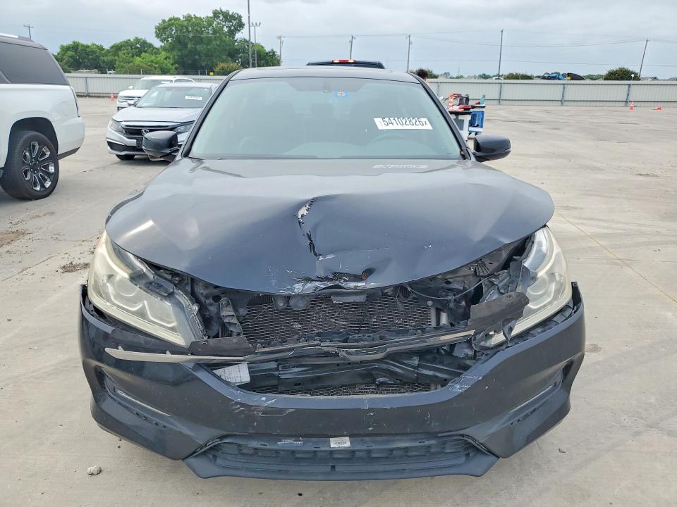 2016 Honda Accord მანქანა იყიდება აუქციონზე, vin: 1HGCR3F82GA003327, აუქციონის ნომერი: 54102826